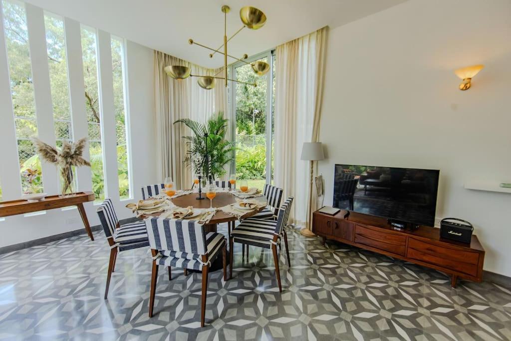 Presidential Luxury Villa Anjuna With Pvt Pool & Bathtub, Most Prime Location Zewnętrze zdjęcie
